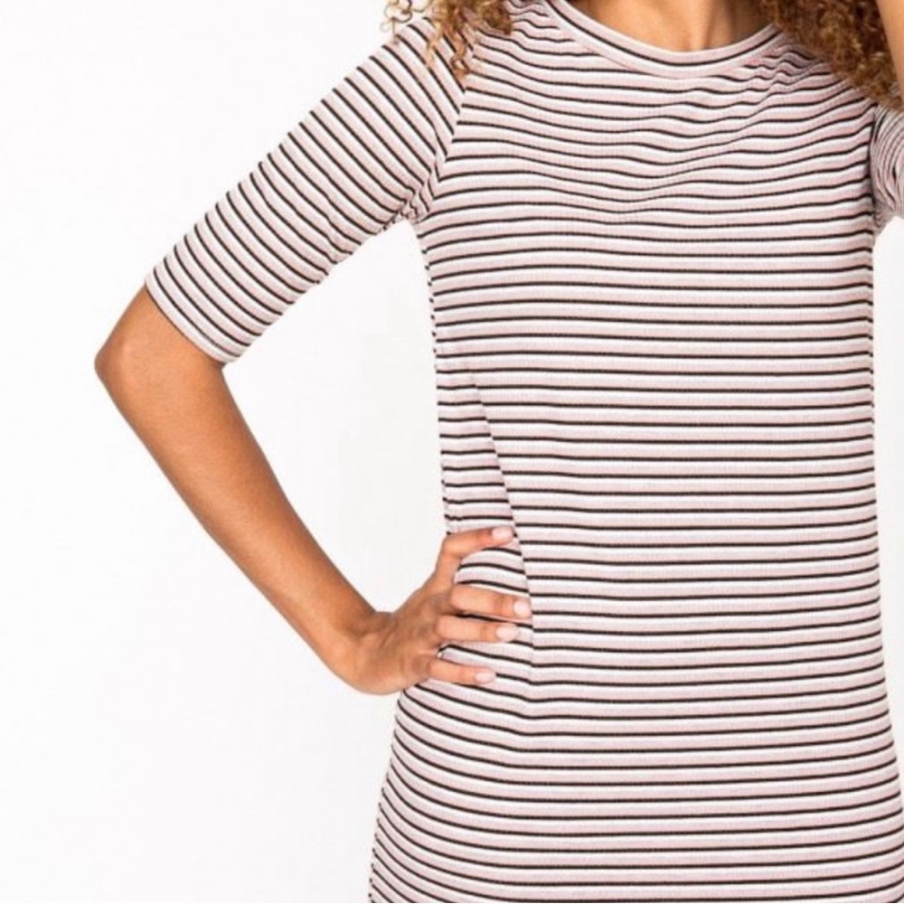 Agnes & DoraM Ribbed Lee Dress Black
Blush Grey